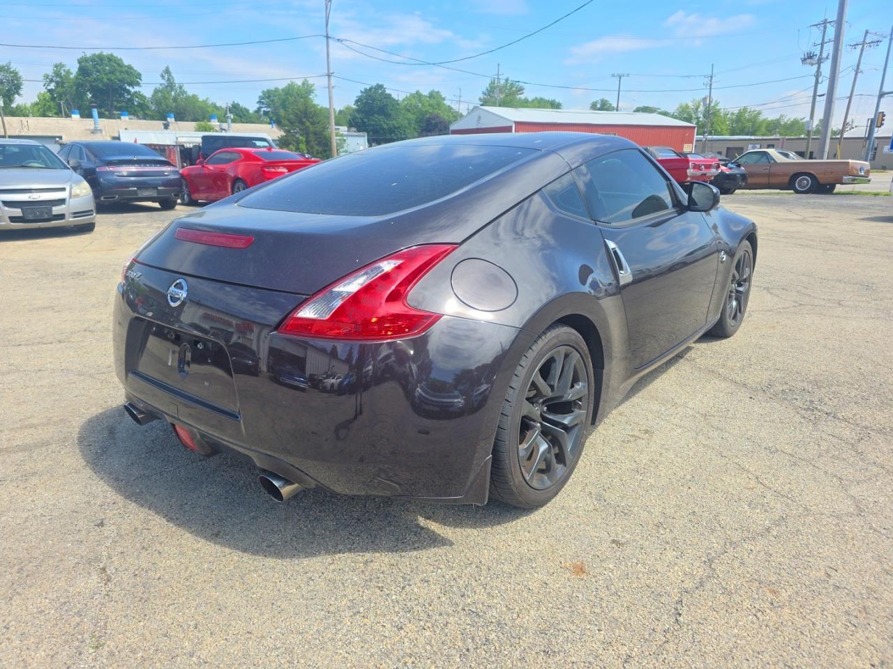 2017 Nissan 370Z/Sp/Sp - Image 4