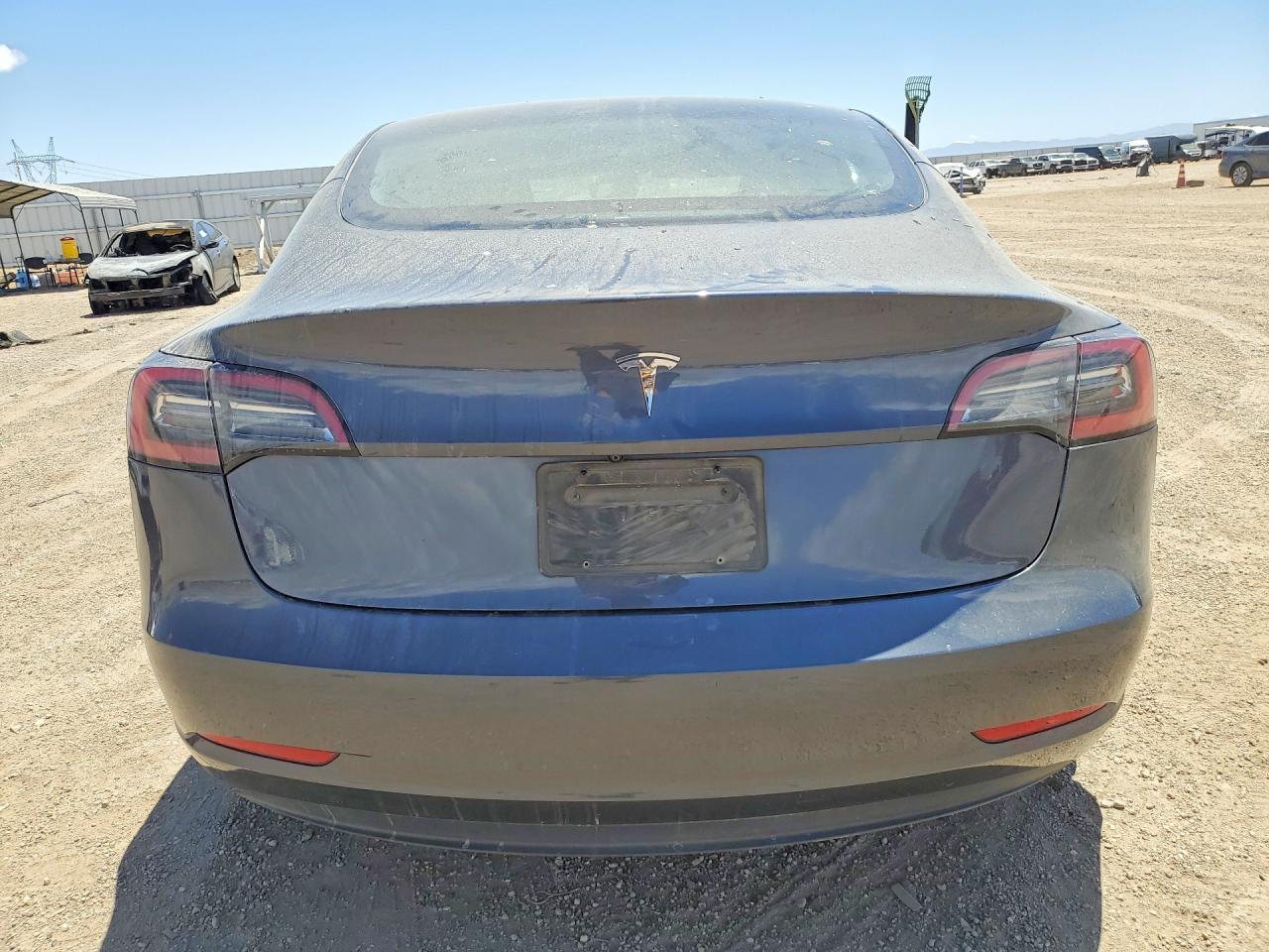 2023 Tesla Model 3 - Image 6