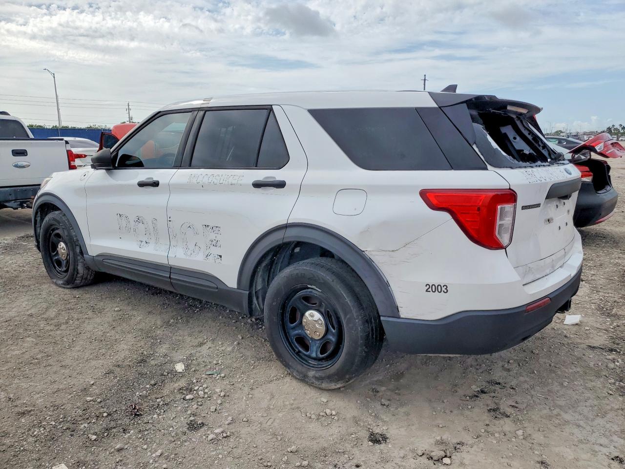 2020 Ford Explorer Police Interceptor - Image 2