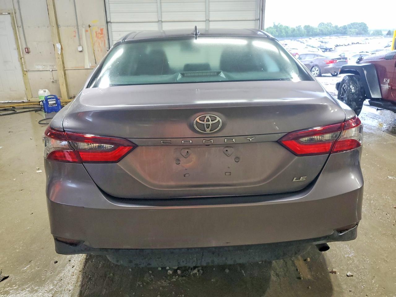 2023 Toyota Camry Le - Image 6