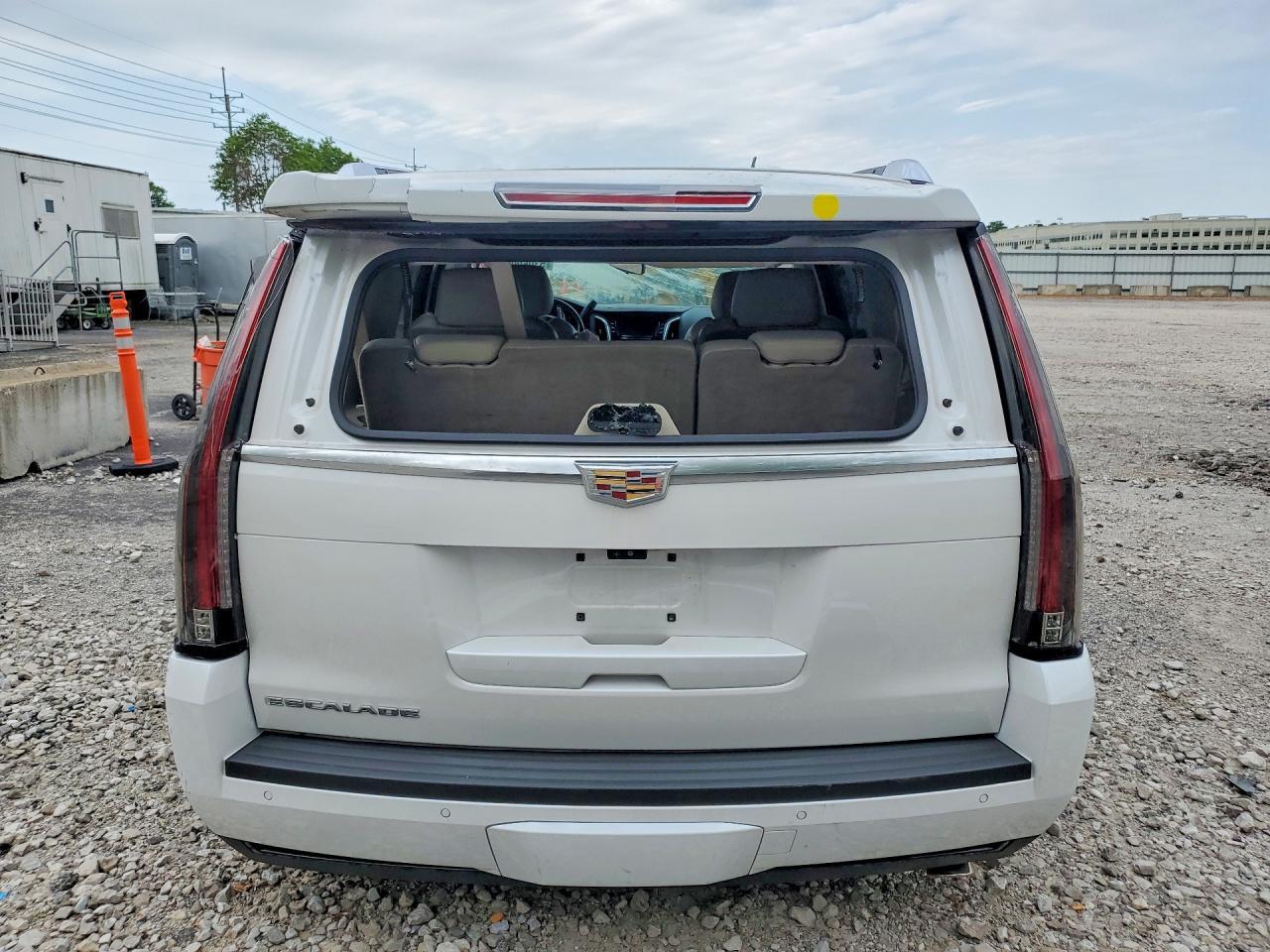 2018 Cadillac Escalade Luxury - Фото 6
