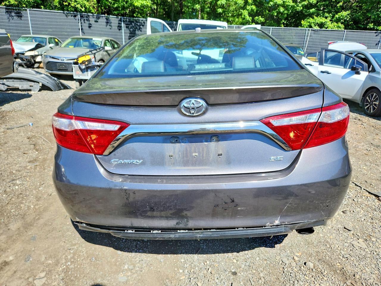 2017 Toyota Camry Se - Фото 6