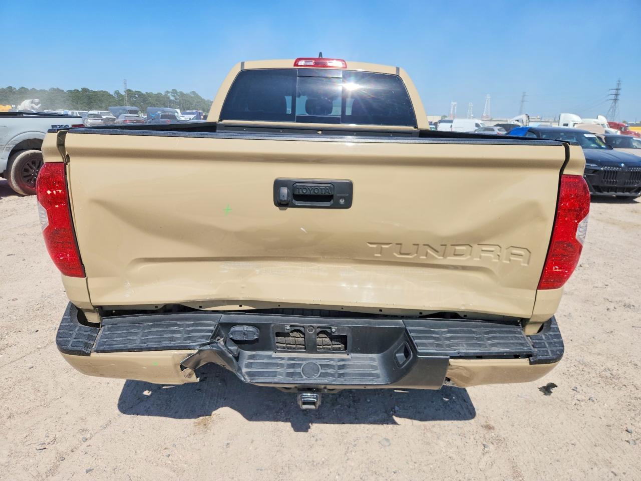 2020 Toyota Tundra - Фото 6