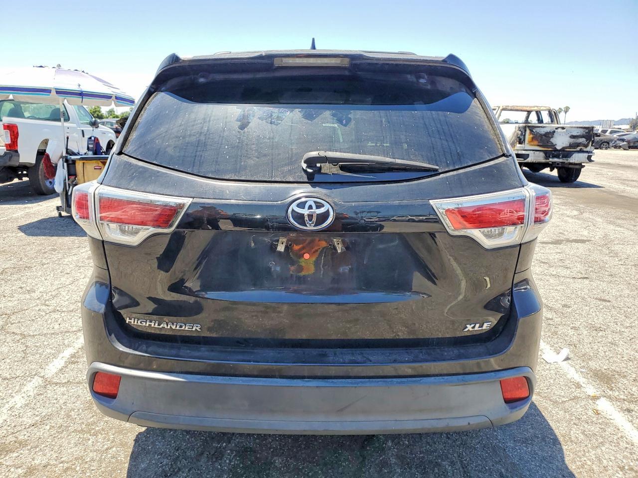 2016 Toyota Highlander Xle - Image 6