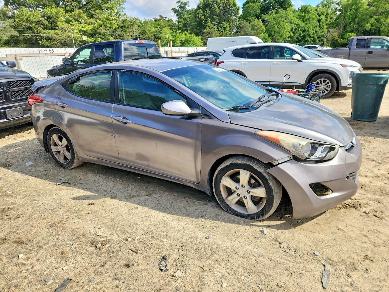 2013 Hyun Elantra - Image 4