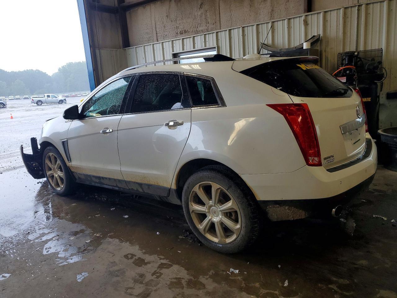 2015 Cadillac Srx Performance Collection - Image 2