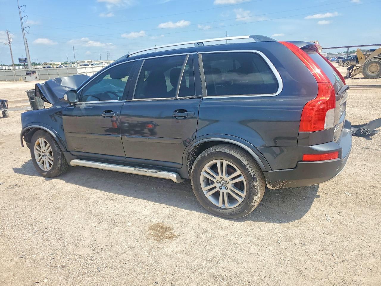 2011 Volvo Xc90 3.2 - Image 2