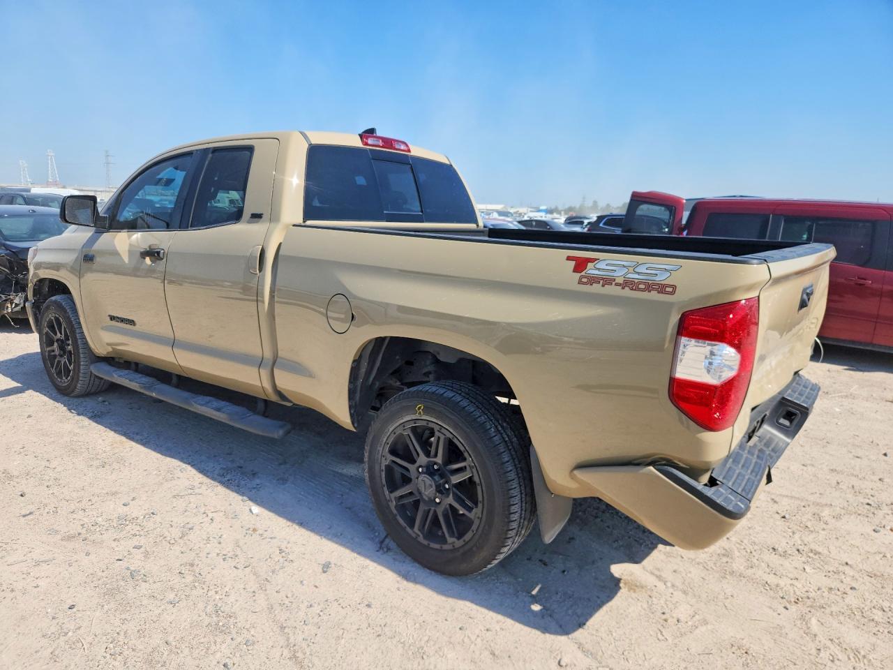2020 Toyota Tundra - Фото 2