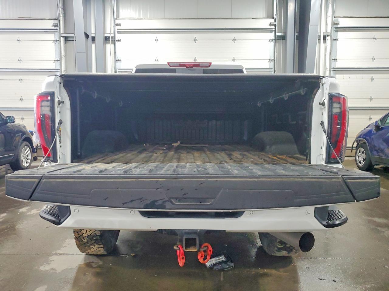 2025 GMC Sierra K3500 At4 - Фото 6