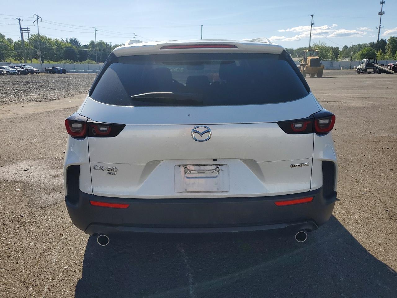 2024 Mazda Cx-50 Select - Image 6