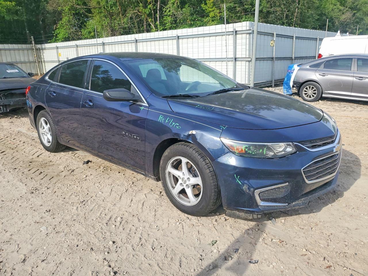 2016 Chevrolet Malibu Ls - Фото 4