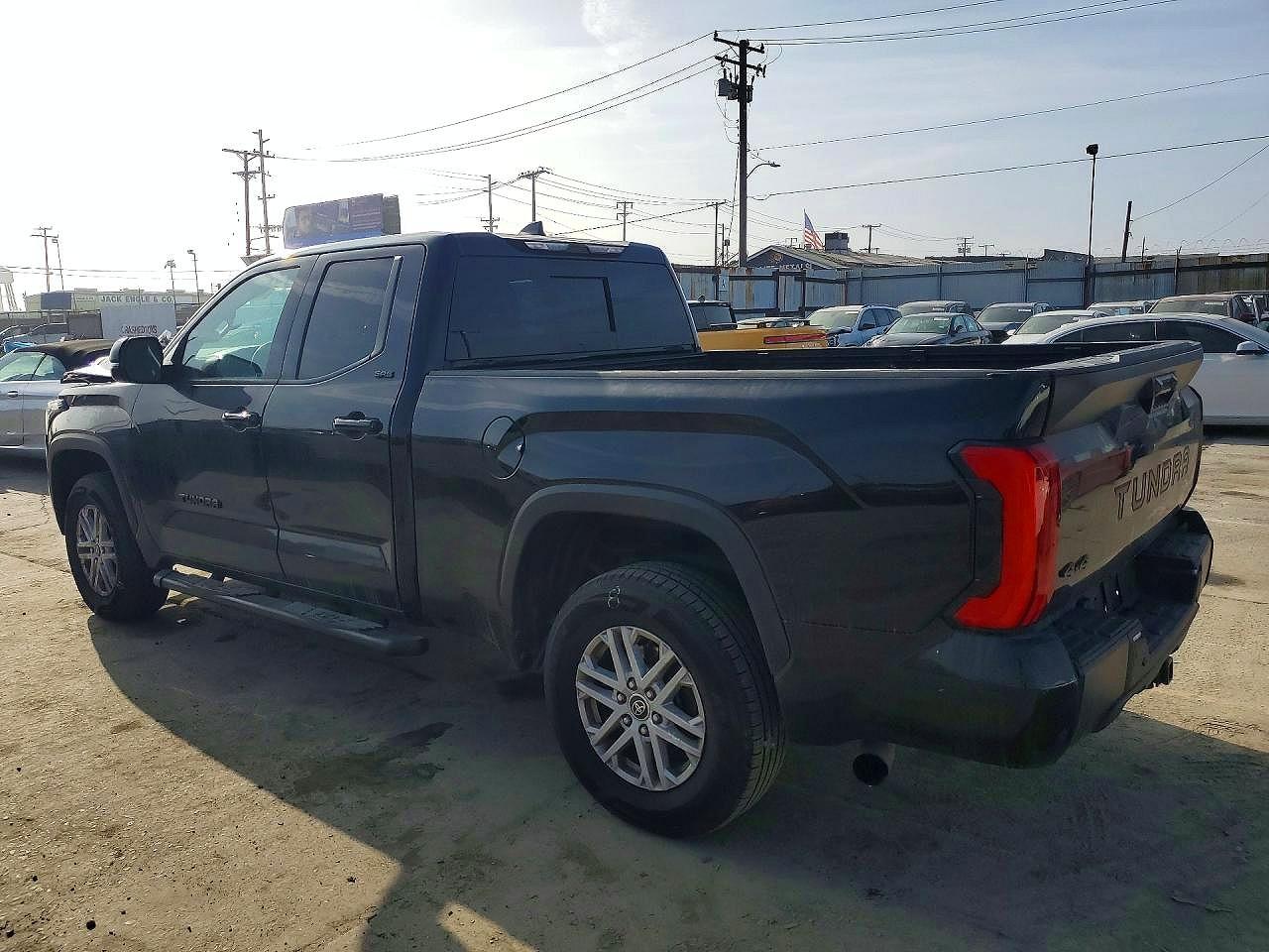 2024 Toyota Tundra Sr5 - Image 2