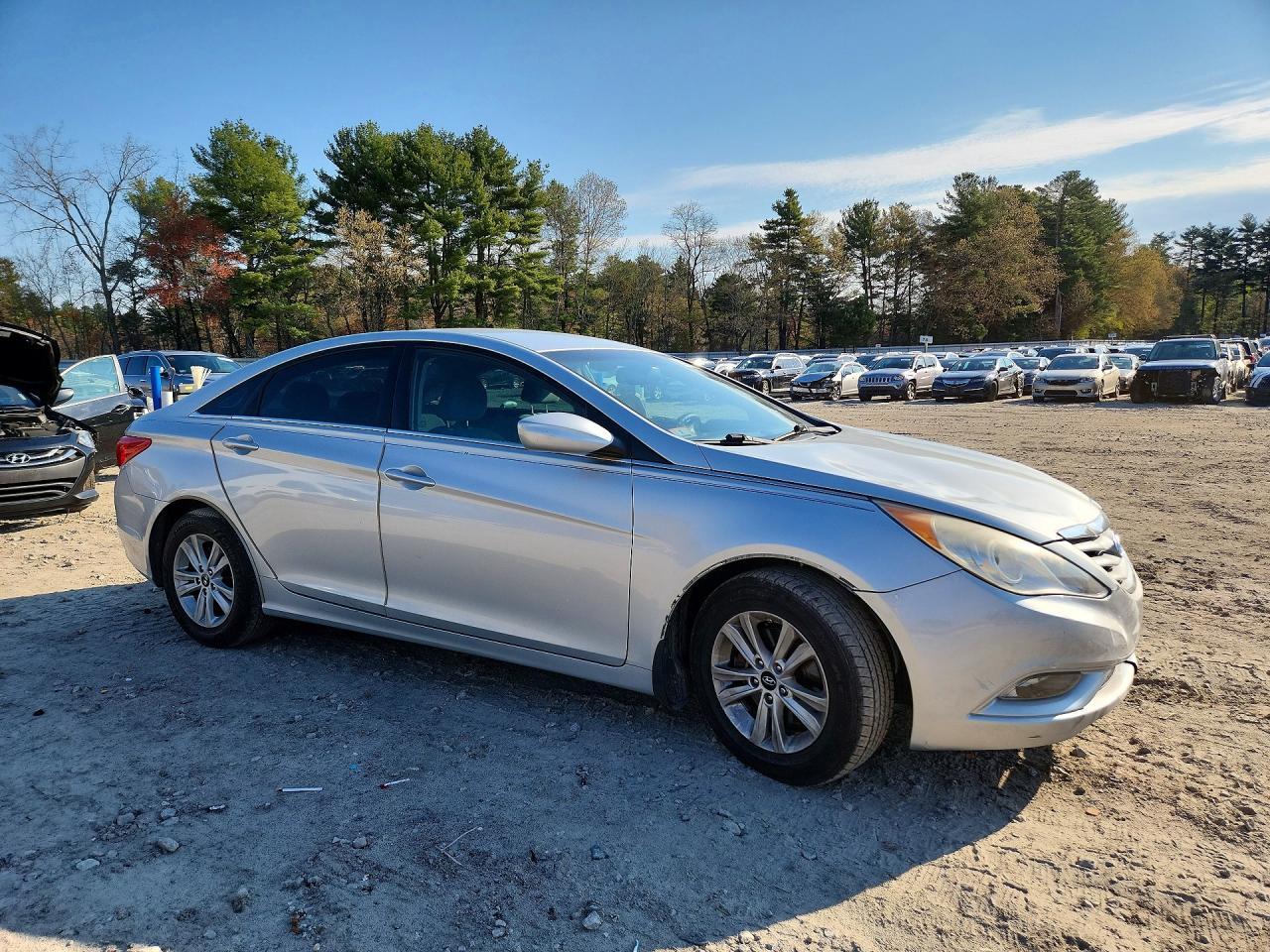 2013 Hyundai Sonata Gls - Image 4