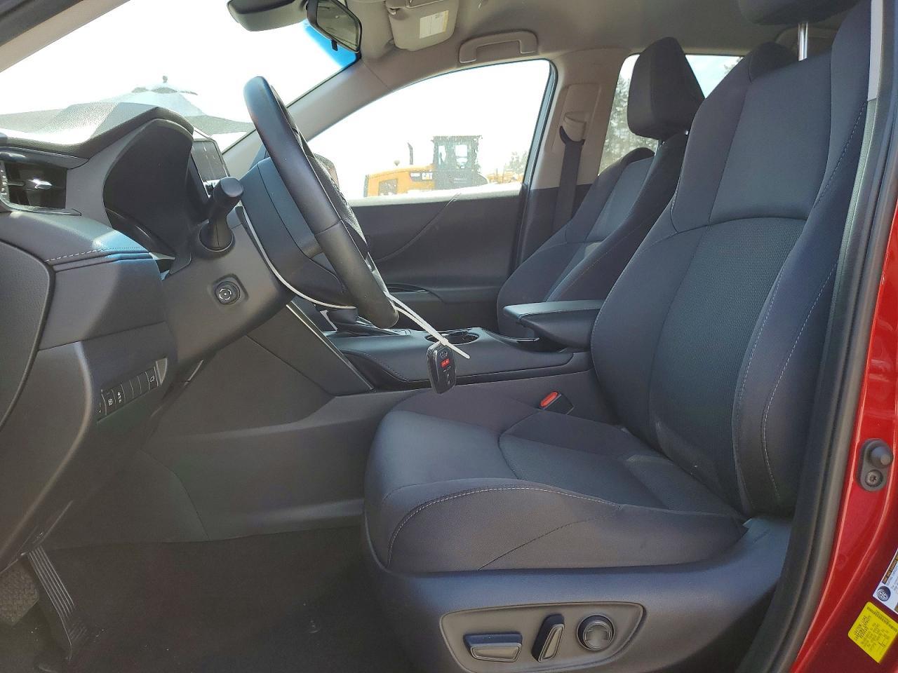 2023 Toyota Venza Le - Фото 7