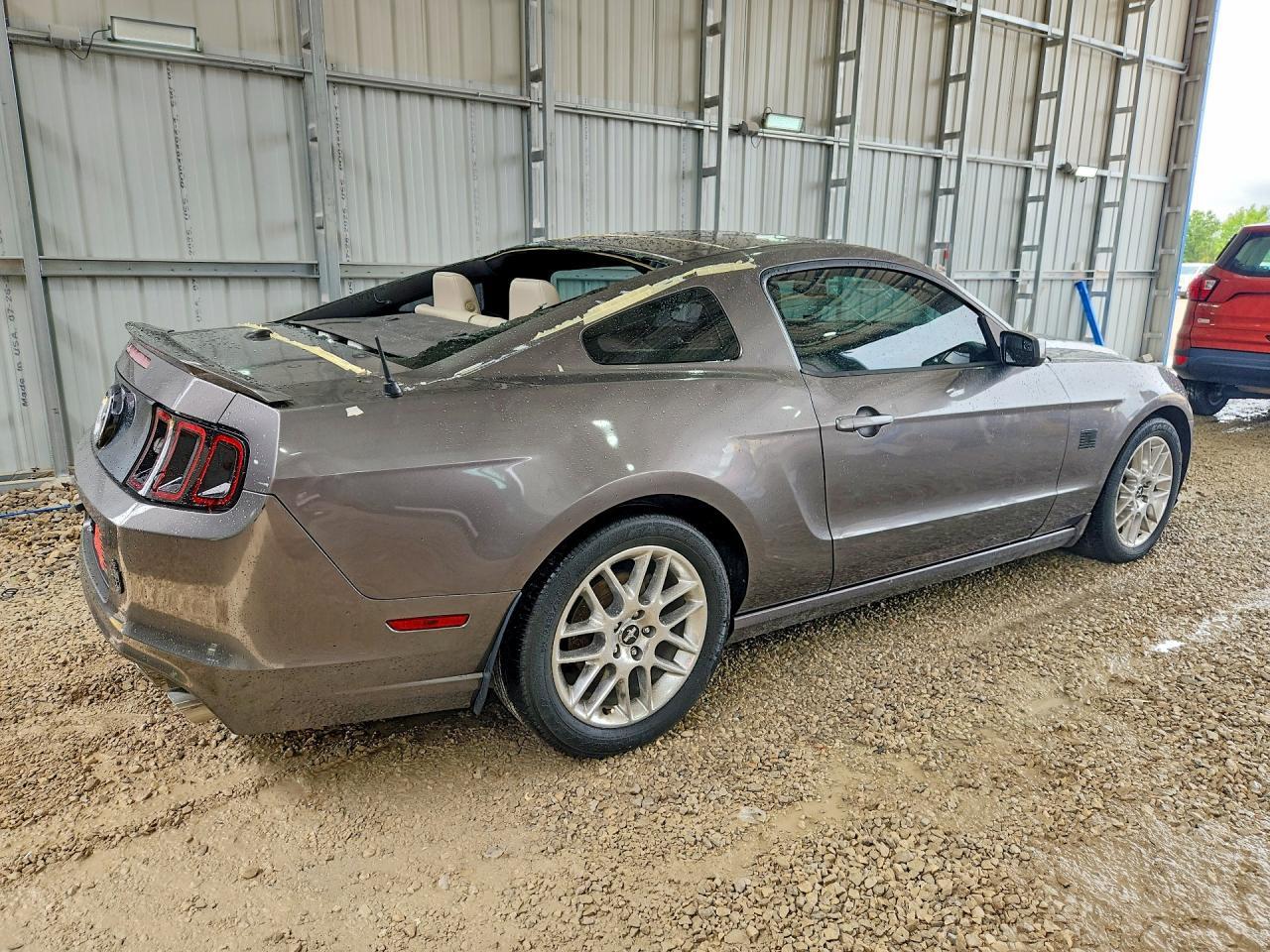 2014 Ford Mustang - Фото 3