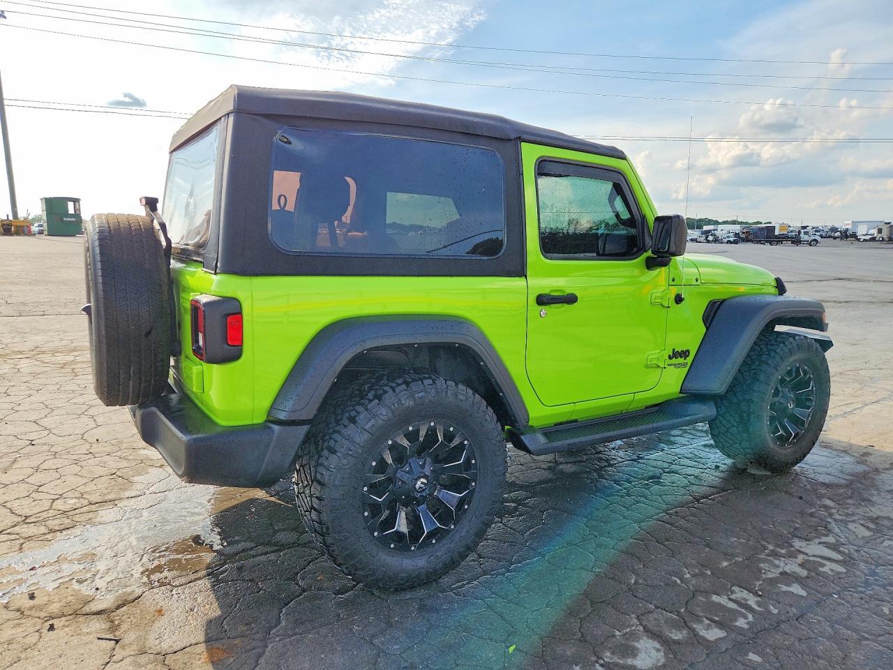 2021 Jeep Wrangler Sport - Фото 3