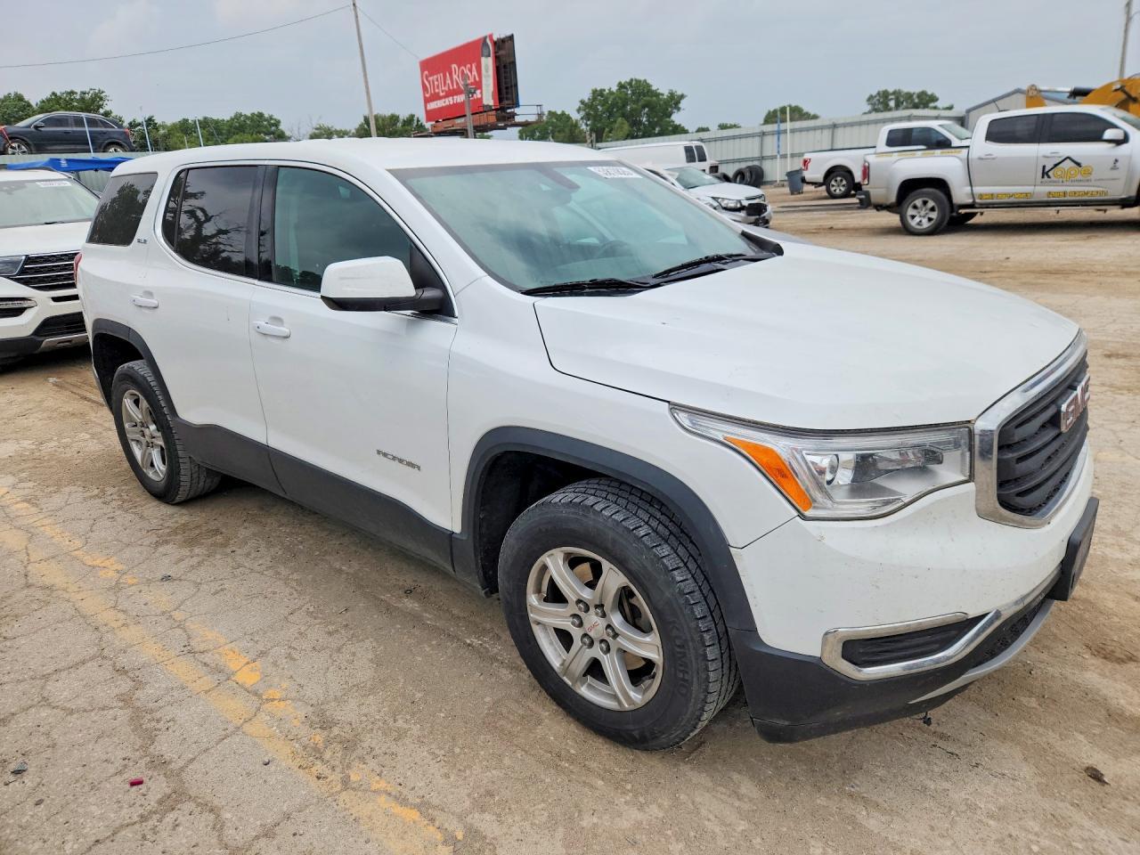 2018 GMC Acadia Sle - Image 4