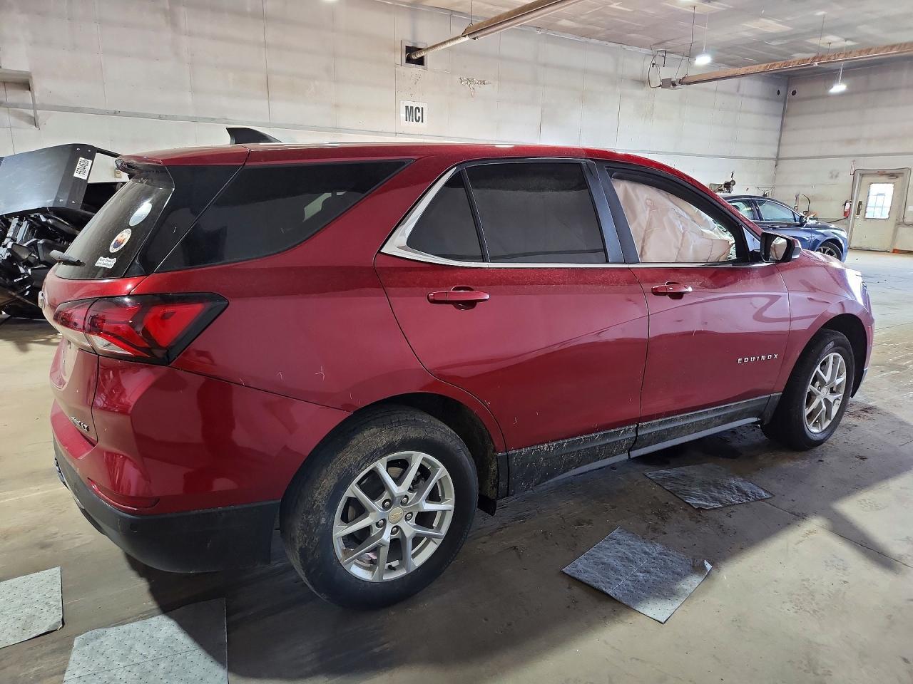 2023 Chevrolet Equinox Lt - Image 3