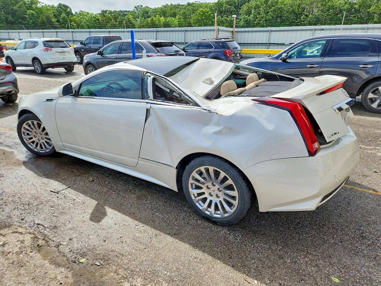 2012 Cadillac Cts Premium Collection - Image 2