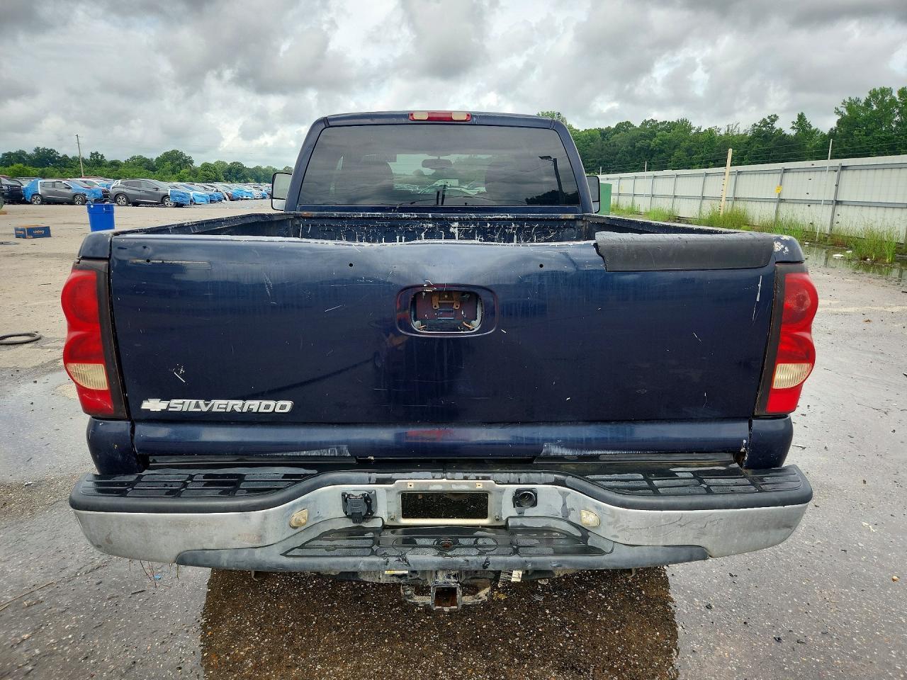 2007 Chevrolet Silverado K2500 Heavy Duty - Image 6