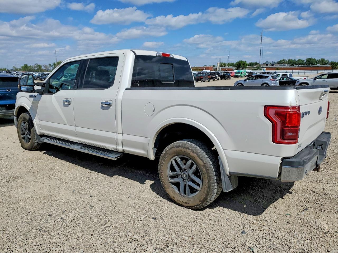 2017 Ford F150 Supercrew - Фото 2