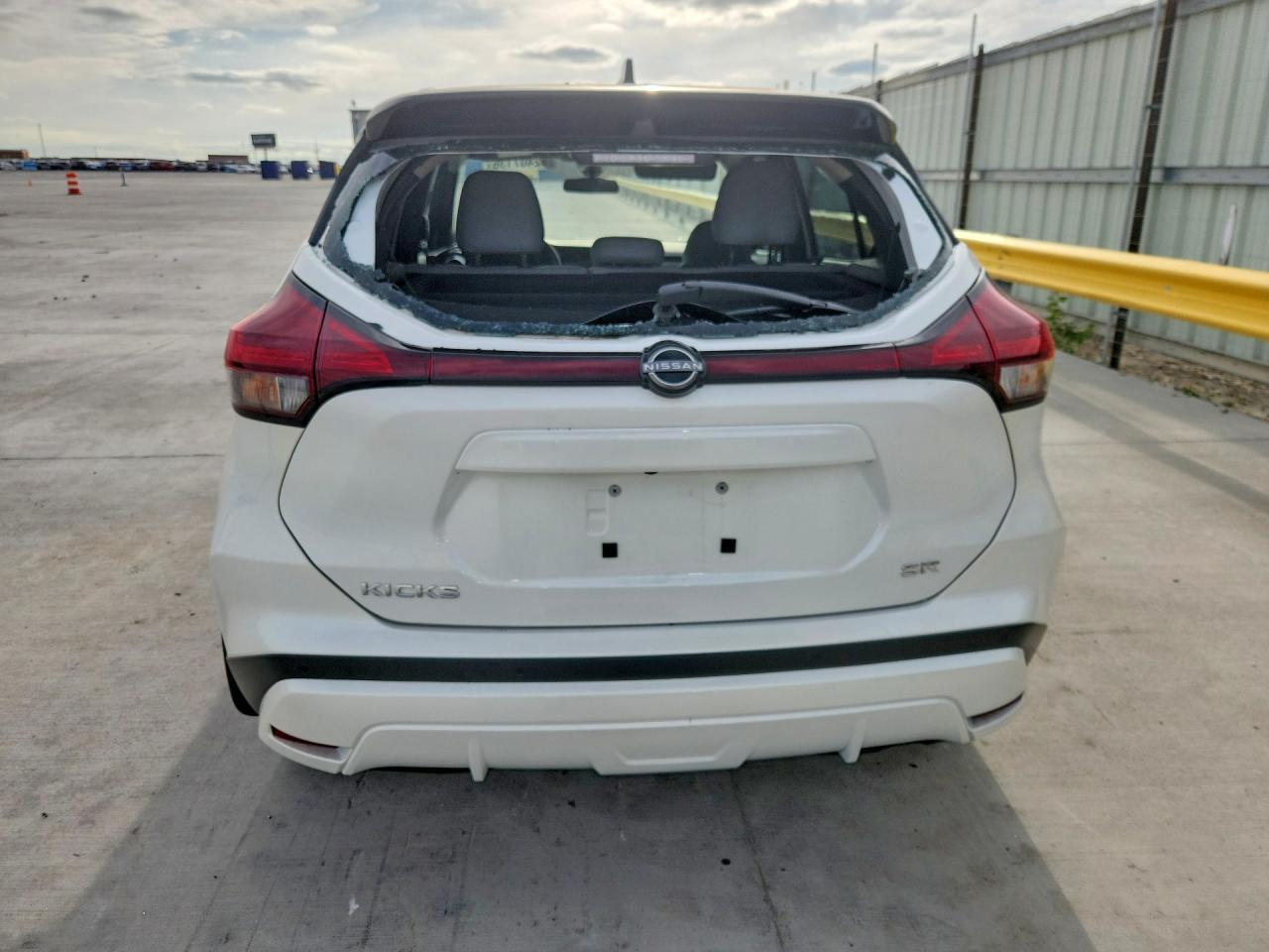 2024 Nissan Kicks Sr - Фото 6