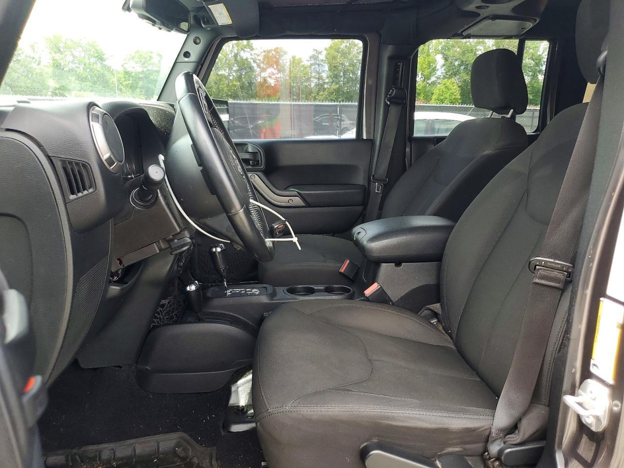 2016 Jeep Wrangler Unlimited Sport - Фото 7