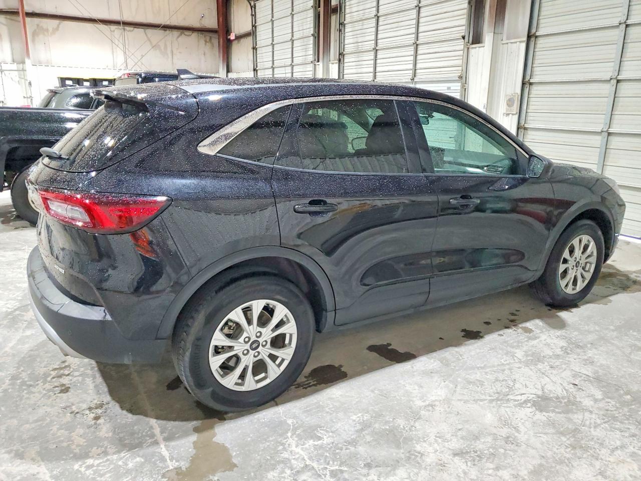 2023 Ford Escape Active - Фото 3