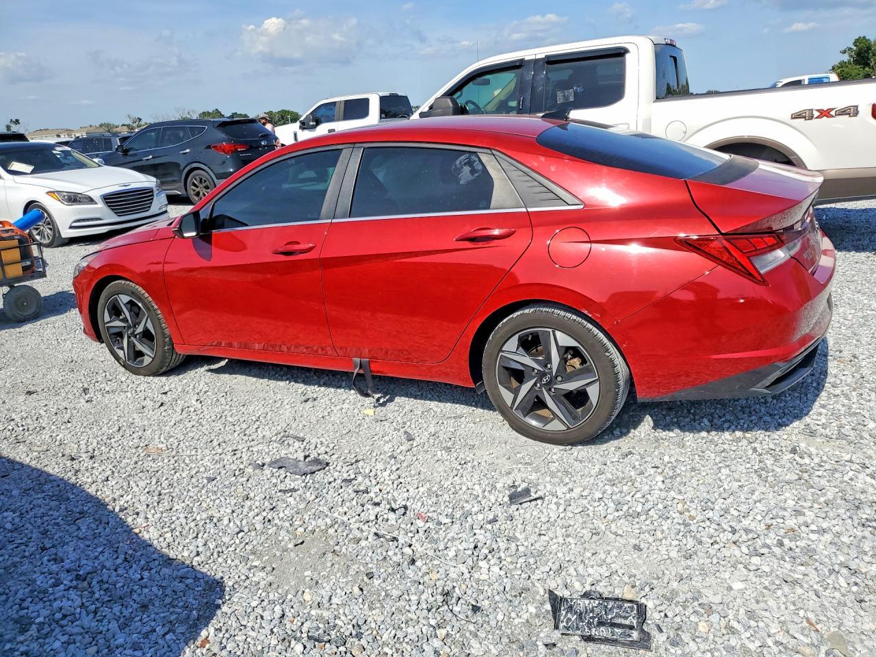 2022 Hyundai Elantra Limited - Image 2