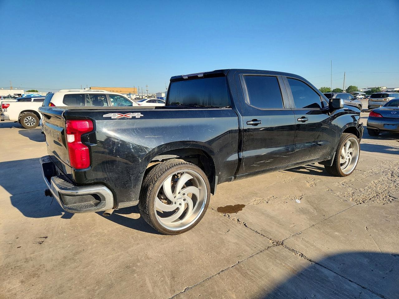 2022 Chevrolet Silverado Ltd K1500 Lt - Image 3