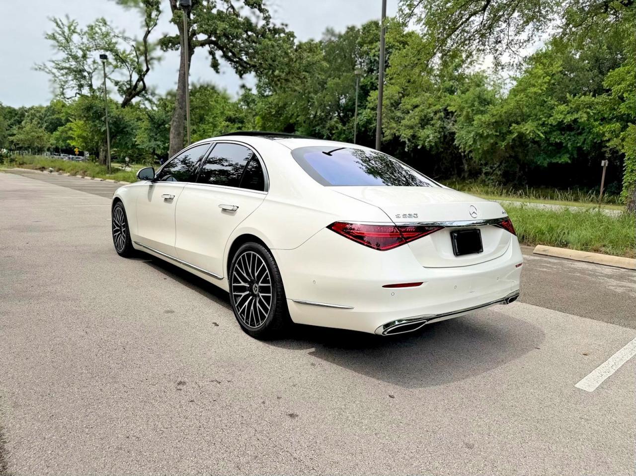 2021 Mercedes-Benz S 580 4Matic - Image 3