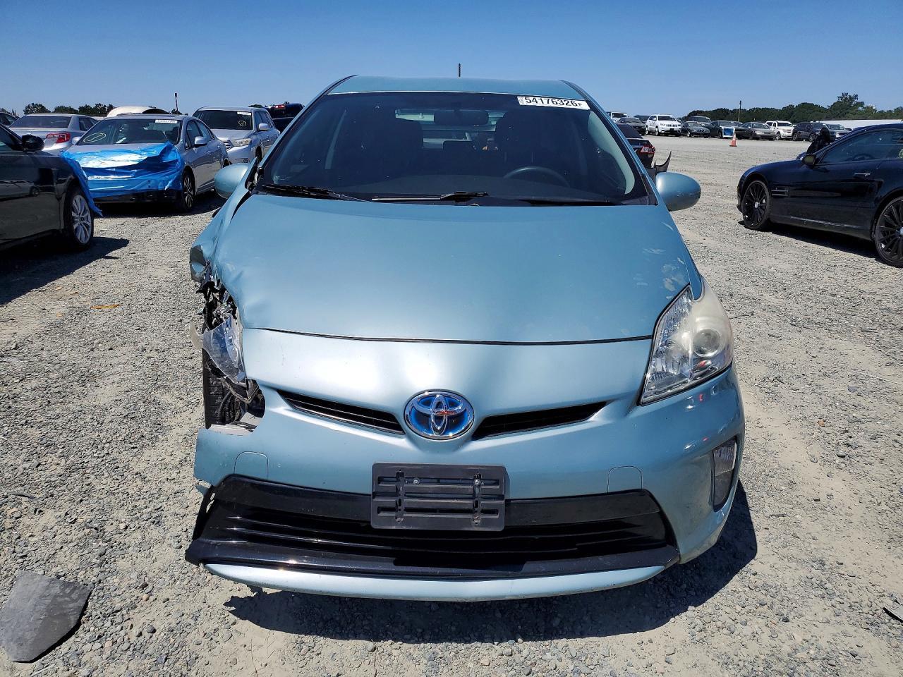 2015 Toyota Prius Two - Фото 5