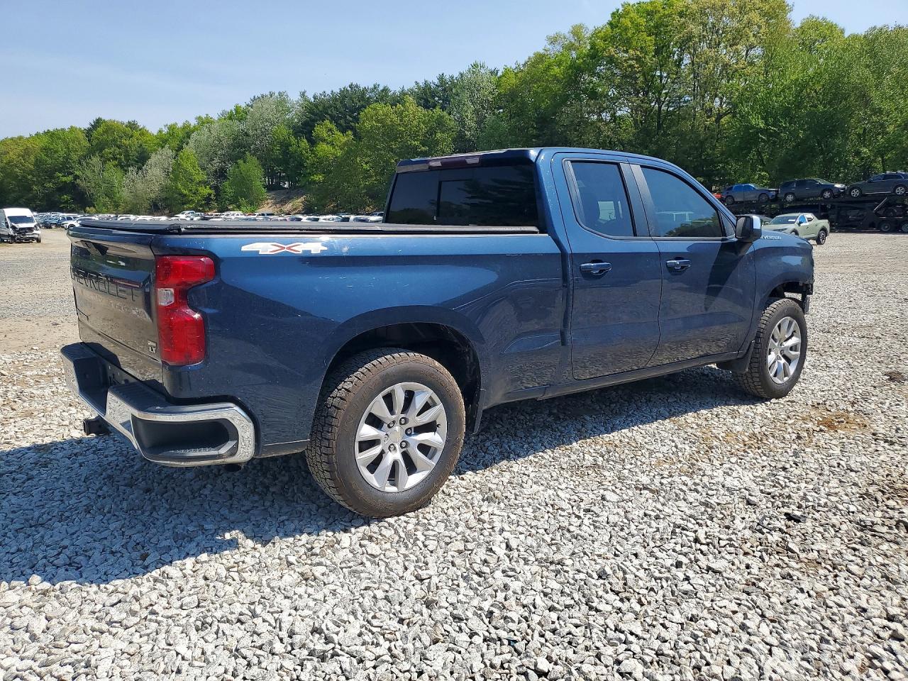 2020 Chevrolet Silverado K1500 Lt - Image 3