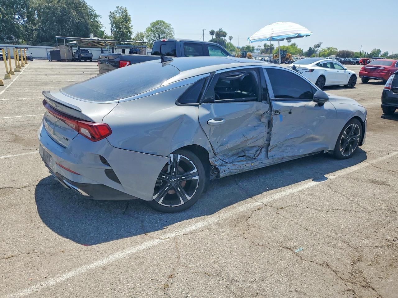 2022 Kia K5 Gt Line - Фото 3
