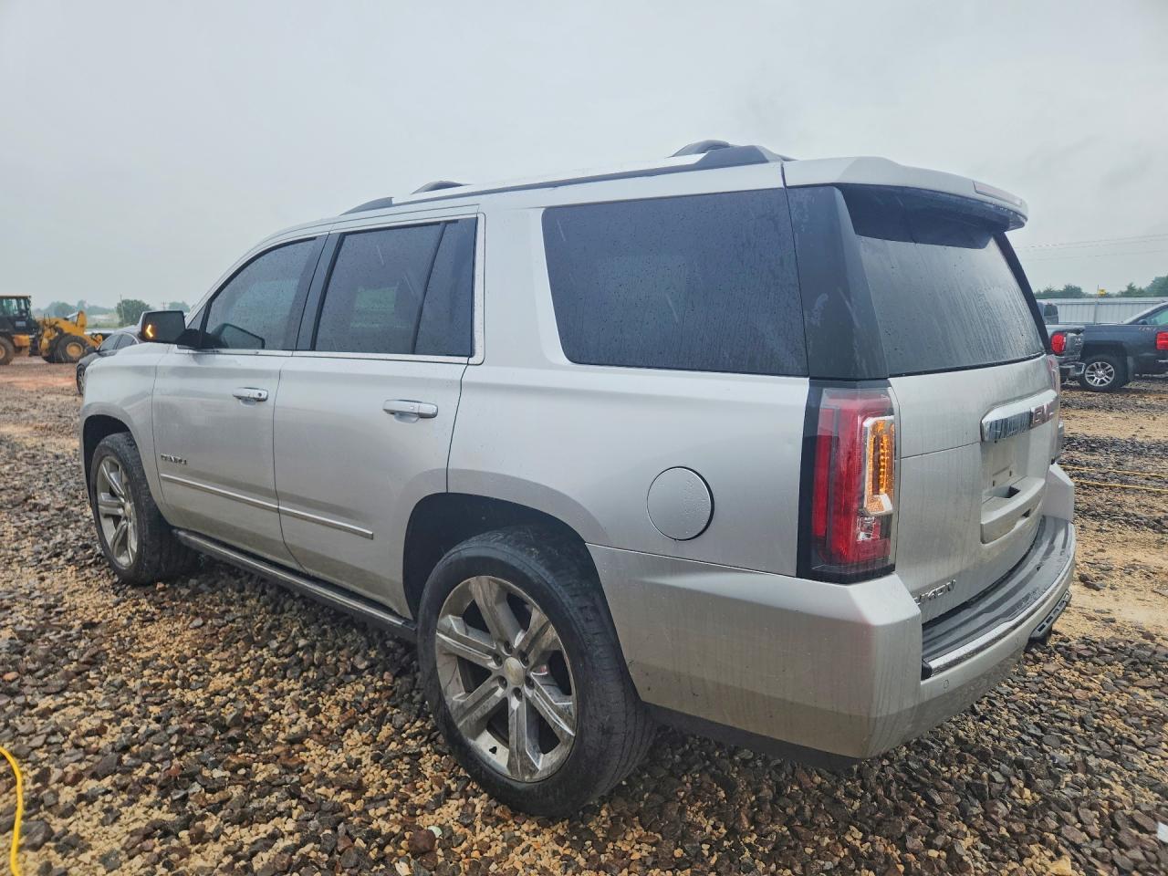 2016 GMC Yukon Denali - Фото 2
