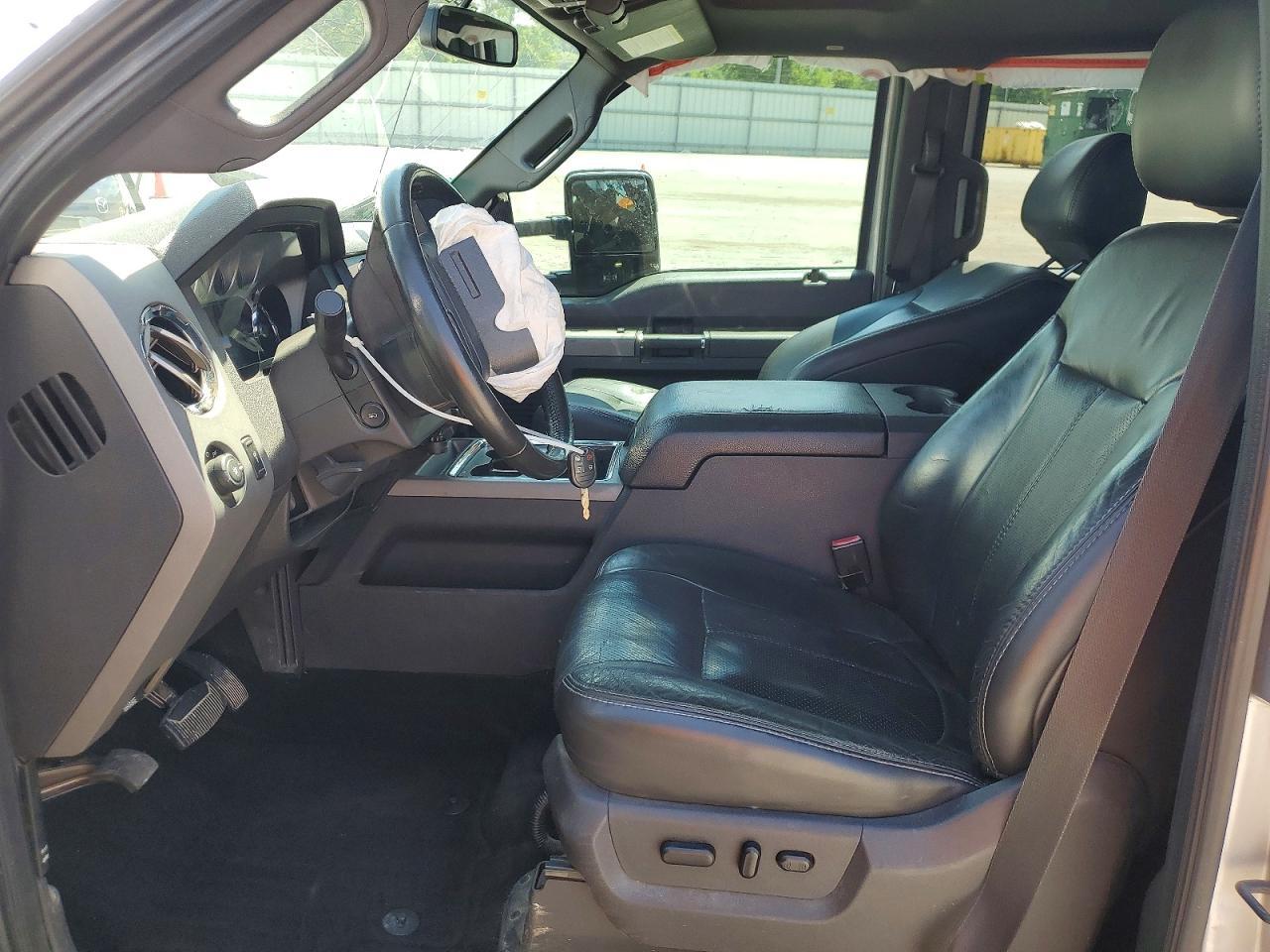 2011 Ford F250 Super Duty - Фото 7