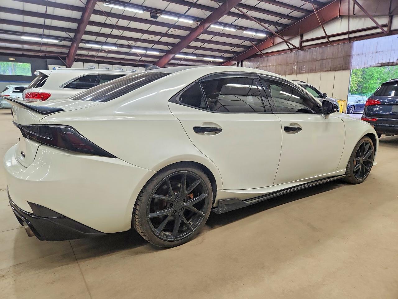 2014 Lexus Is 350 - Image 3