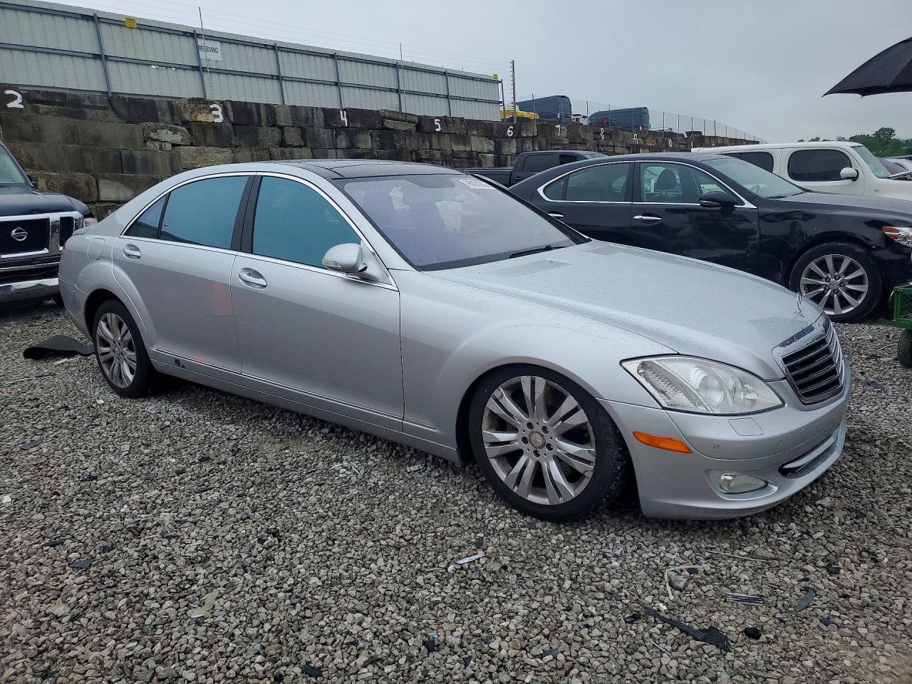 2009 Mercedes-Benz S 550 4Matic - Image 4
