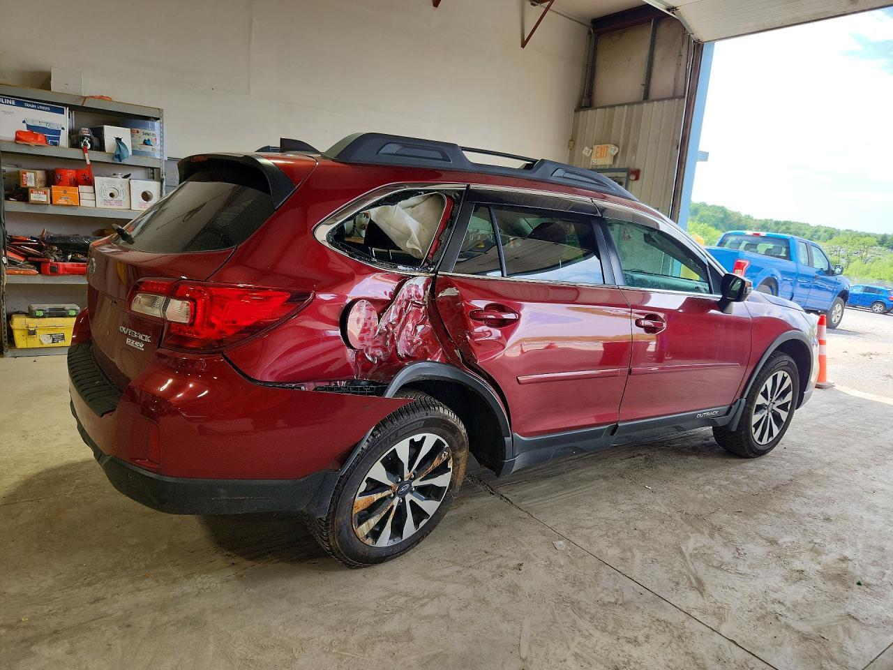 2017 Subaru Outback 2.5I Limited - Image 3