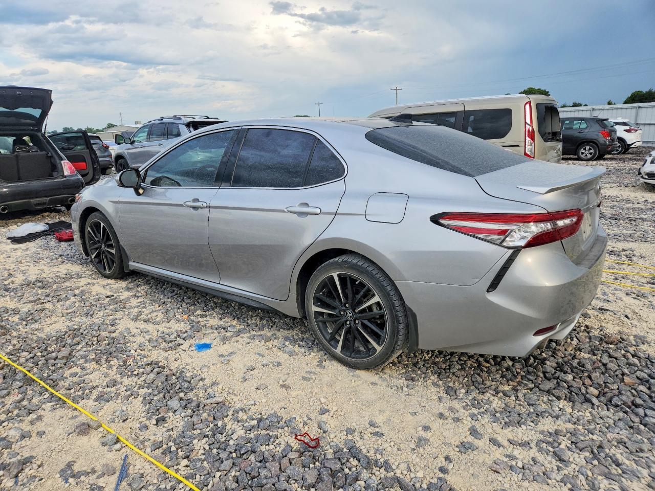 2018 Toyota Camry Xse - Фото 2