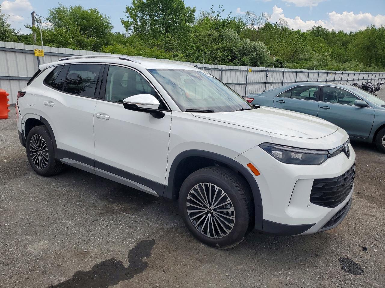 2026 Volkswagen Tiguan S - Фото 4