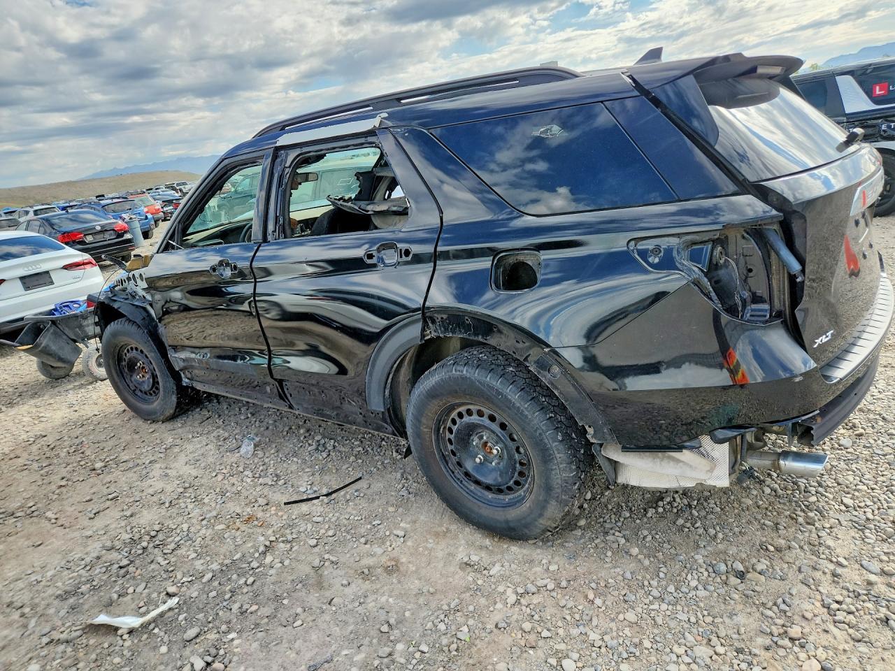 2021 Ford Explorer Xlt - Фото 2