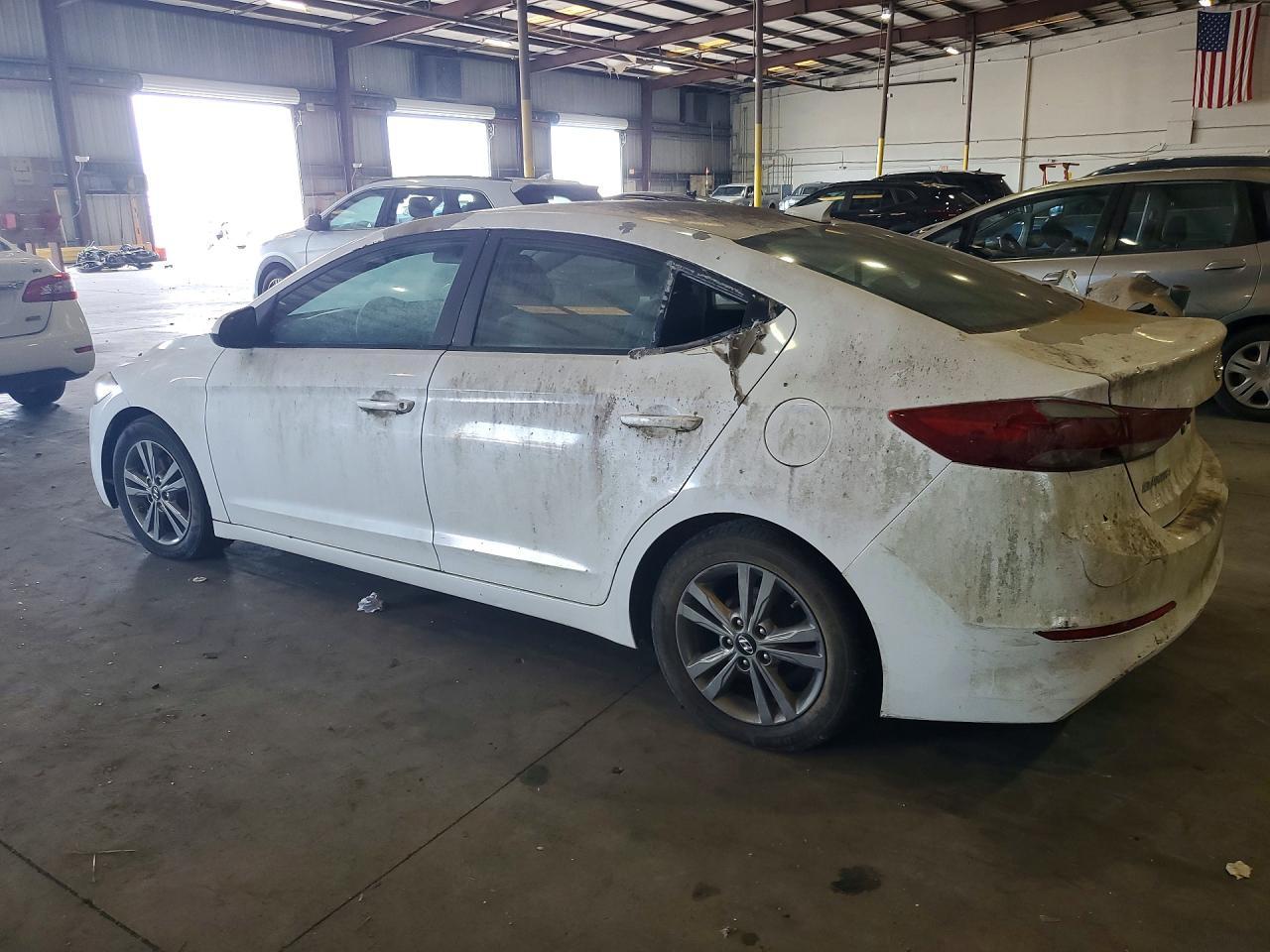 2017 Hyundai Elantra Se - Image 2