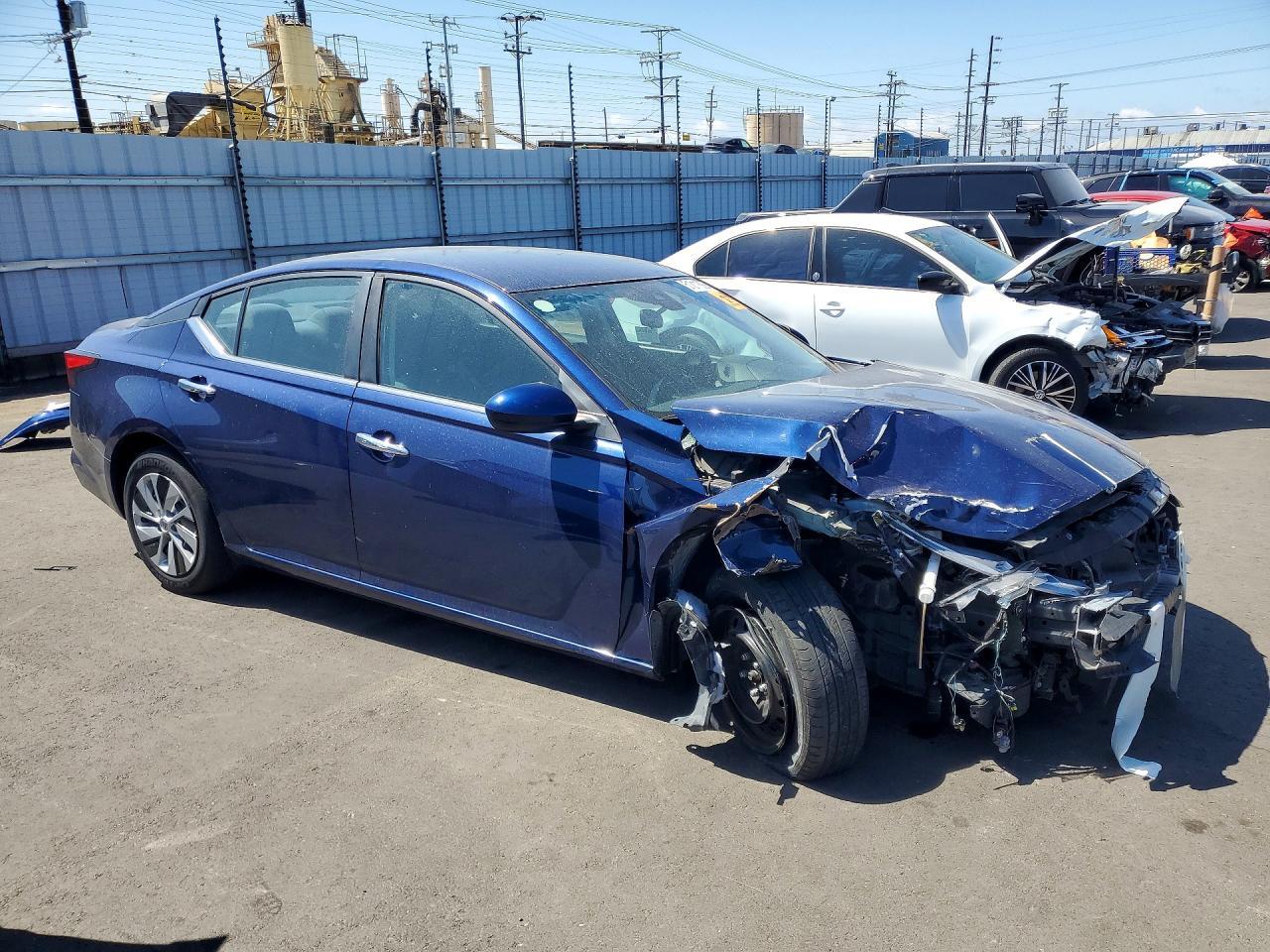 2021 Nissan Altima S - Фото 4
