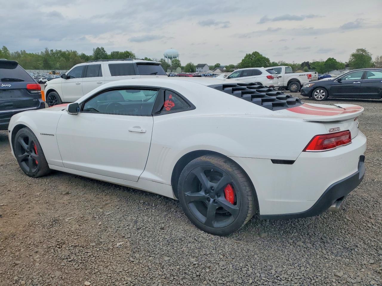 2015 Chevrolet Camaro Lt - Image 2