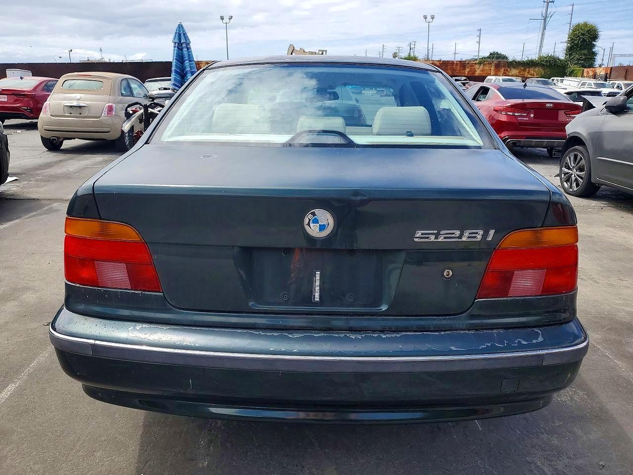 2000 BMW 528 I Automatic - Фото 6