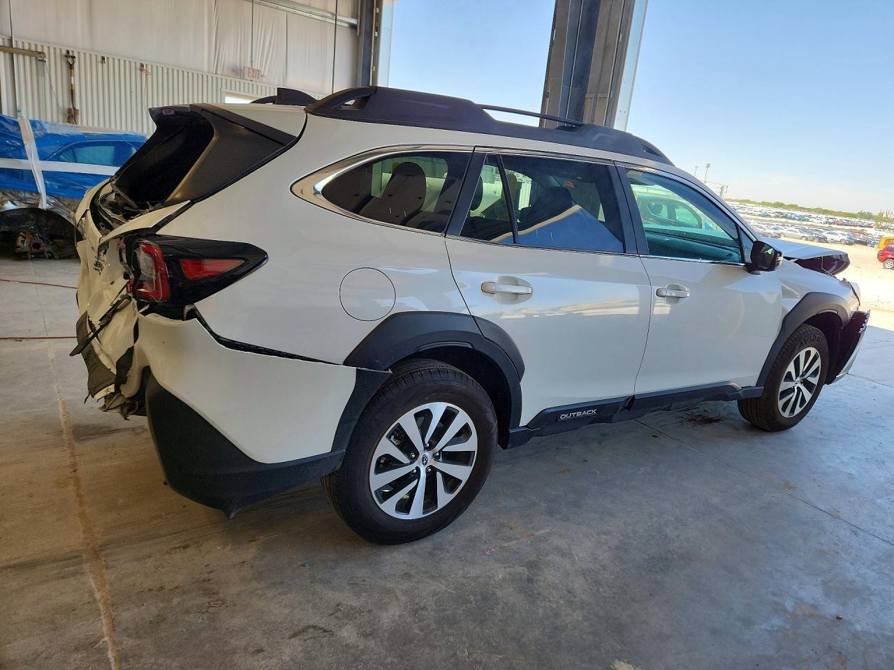 2025 Subaru Outback Premium - Image 3
