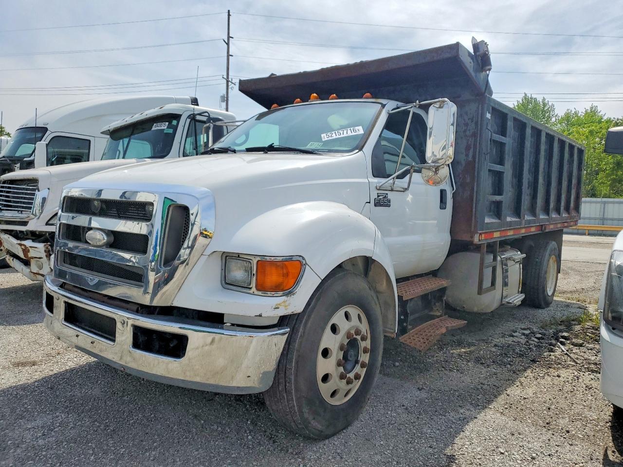 2007 Ford F650 Super Duty Dump Truck - Image 2