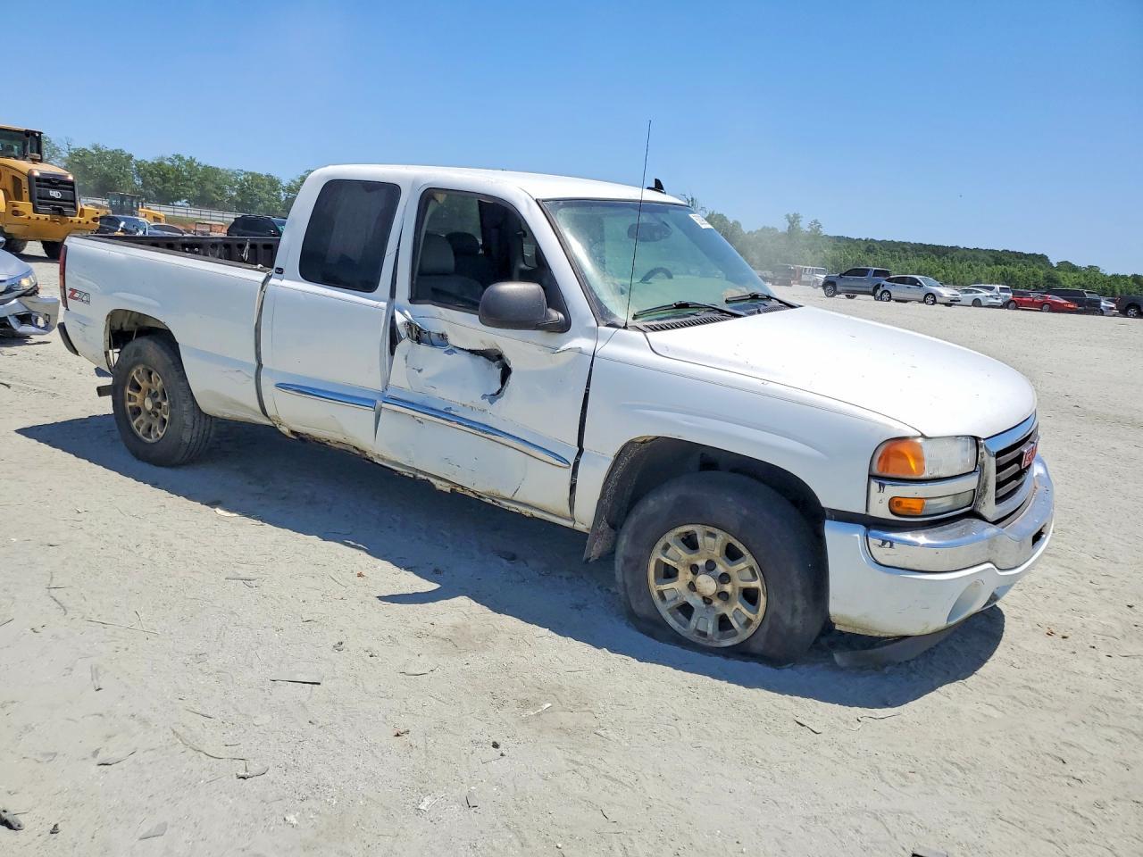 2007 GMC New Sierra K1500 Classic - Фото 4