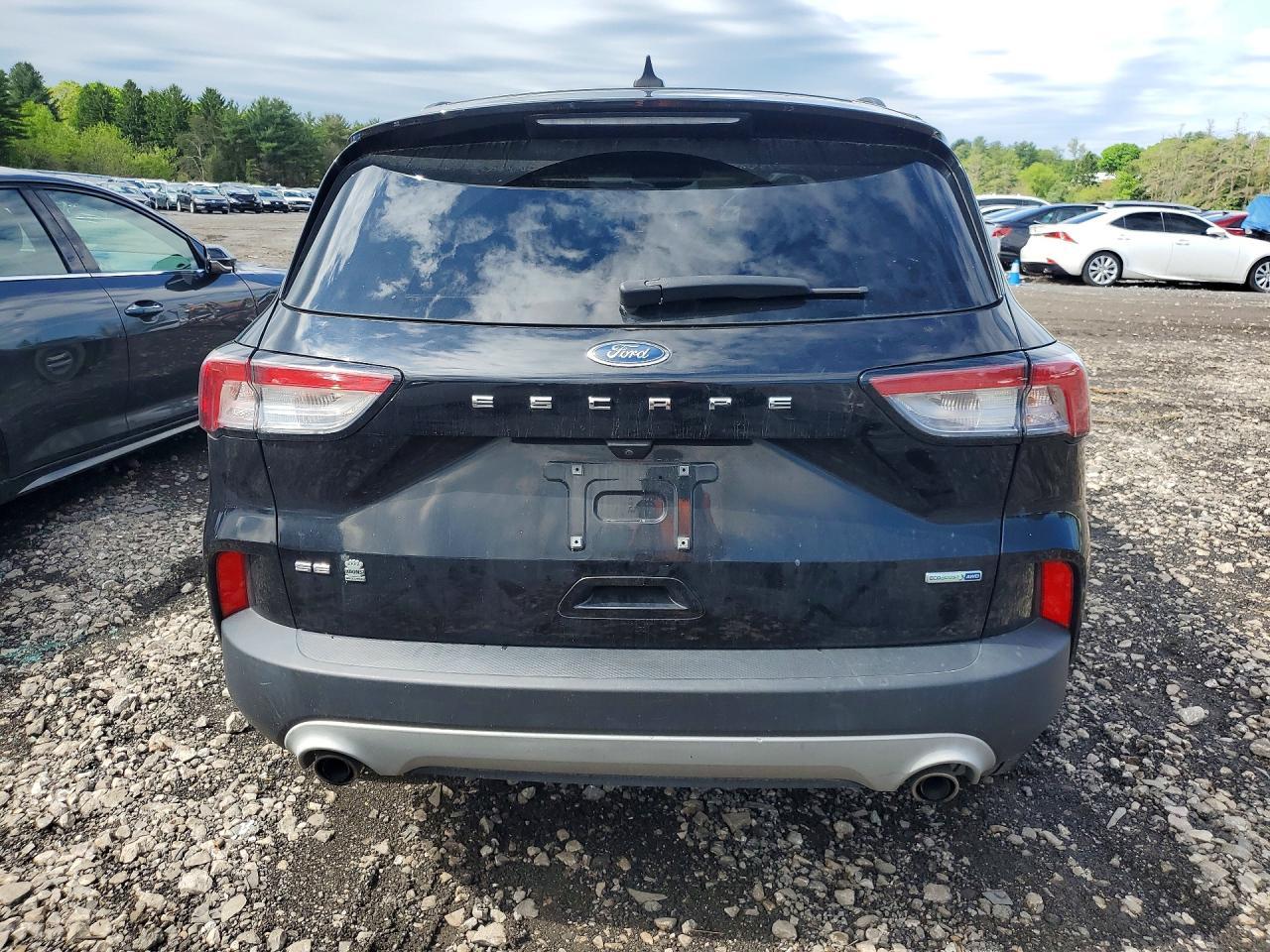 2020 Ford Escape Se - Фото 6